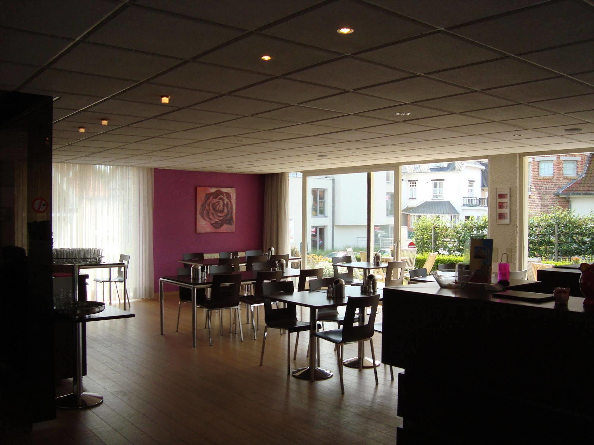 Hotel Maxim De Panne Kültér fotó